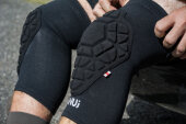 Ennui Skate Knieschützer Shock Sleeve Pro (schwarz)